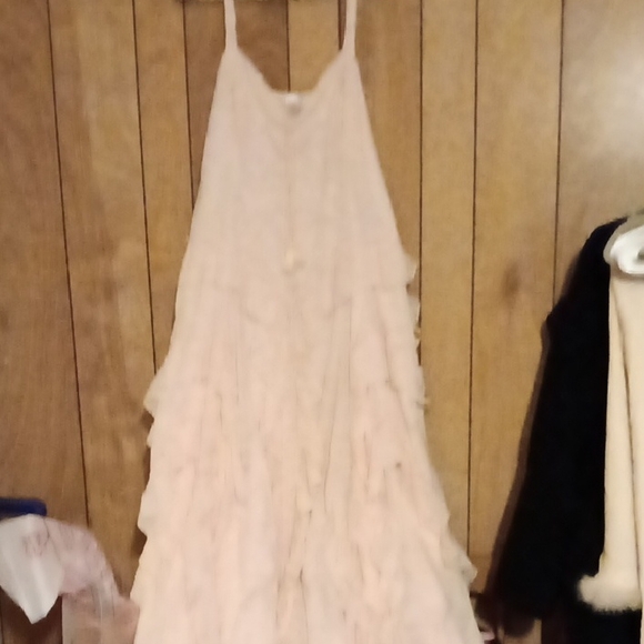 VENUS Dresses & Skirts - VENUS Soft Pink Garment